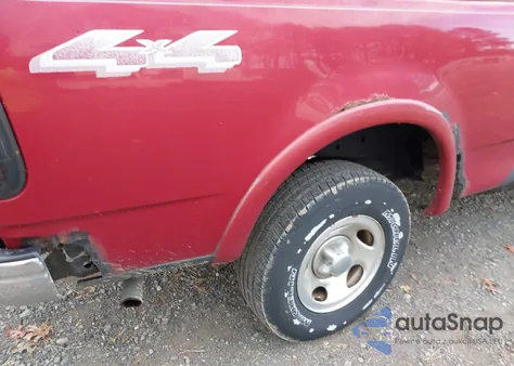 2002 Ford F-150 Lariat/Xl/Xlt from USA, damaged, VIN 2FTRX18L22CA79965